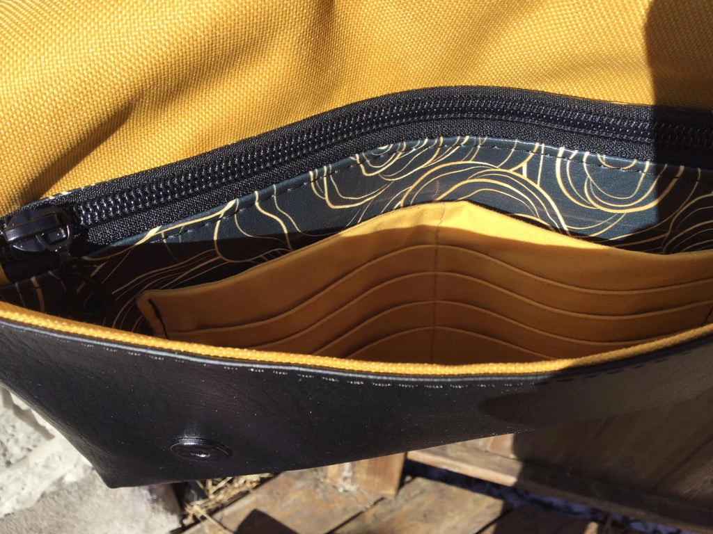 Aviatrix Crossbody - Pin It Up Patterns - PDF Sewing Pattern