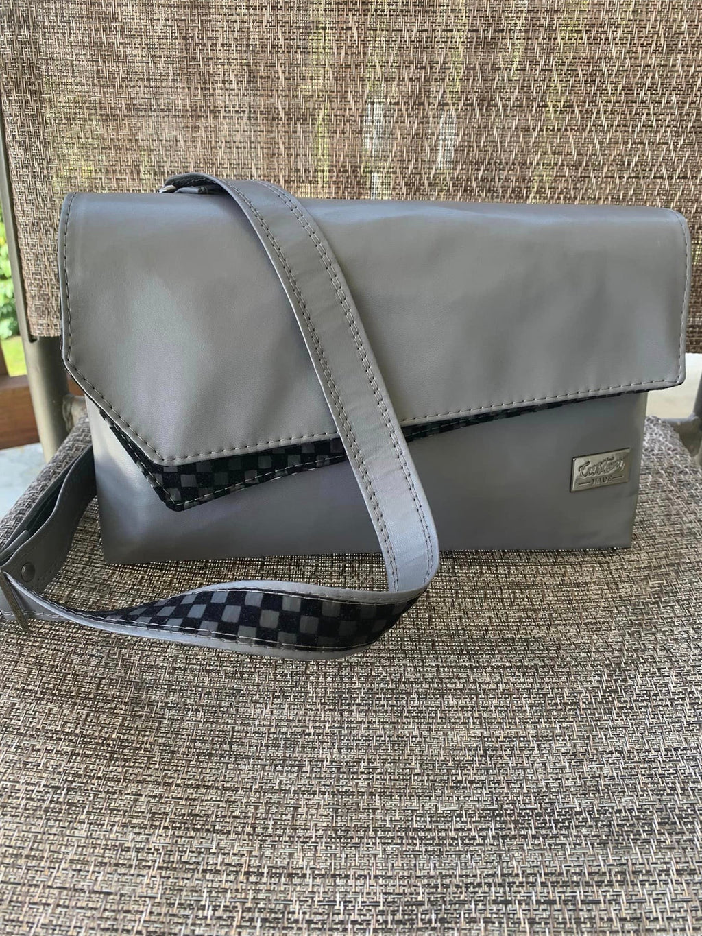 Aviatrix Crossbody - Pin It Up Patterns - PDF Sewing Pattern