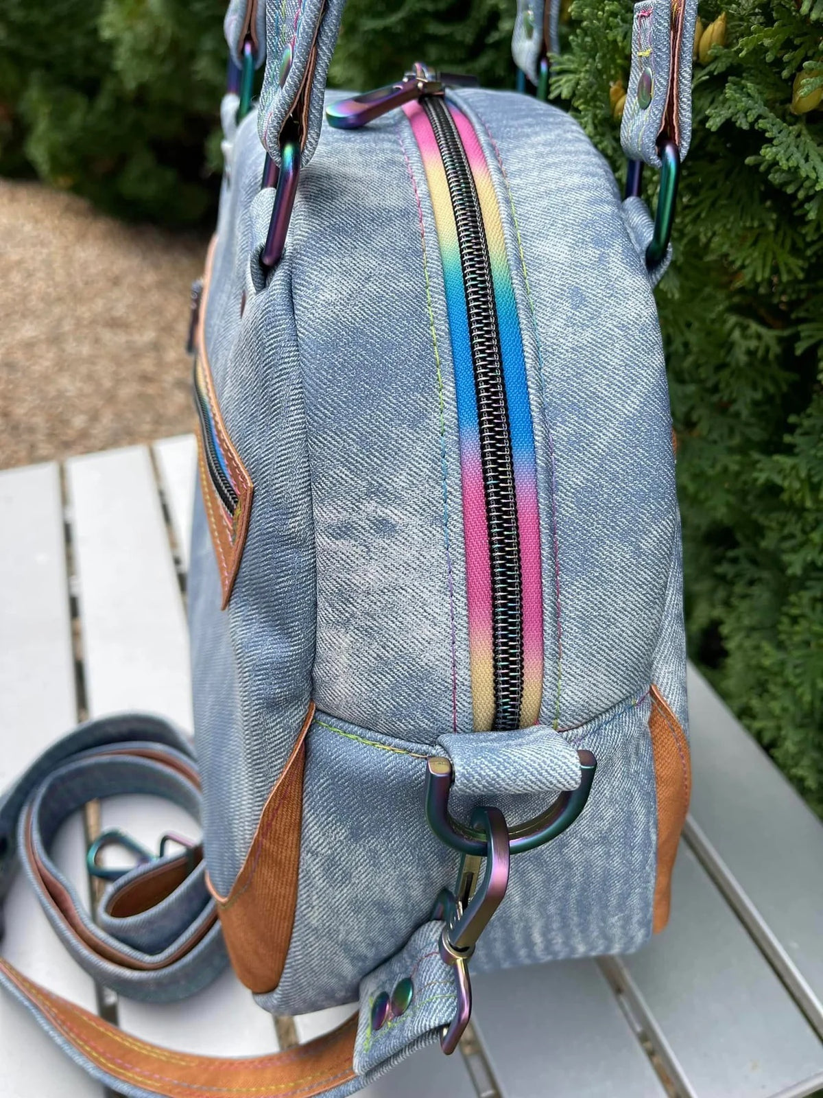 Victory Bowler Bag (Bound Version) - Pin It Up Patterns - PDF Sewing Pattern