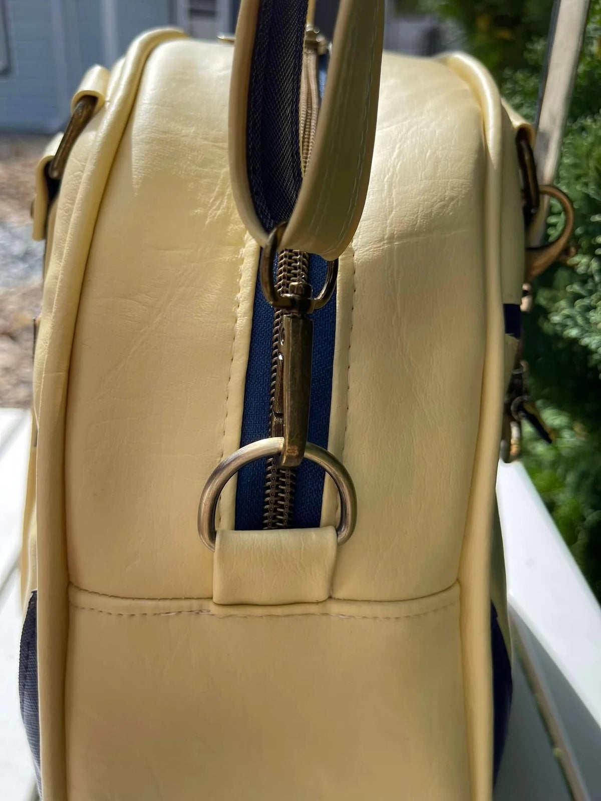 Victory Bowler Bag (Birthed Version) - Pin It Up Patterns - PDF Sewing Pattern