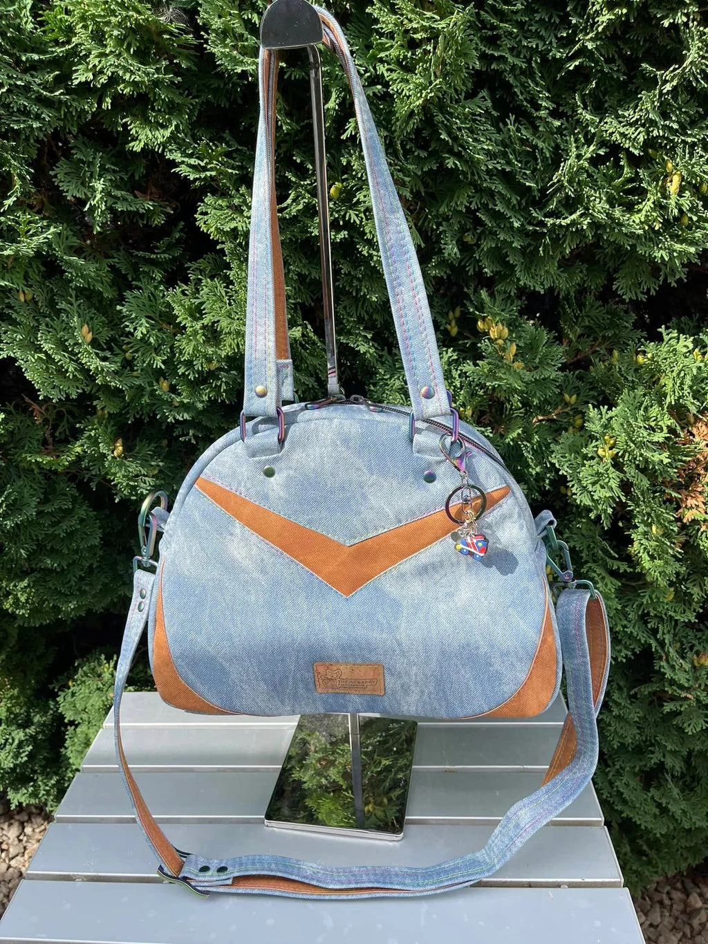 Victory Bowler Bag (Bound Version) - Pin It Up Patterns - PDF Sewing Pattern