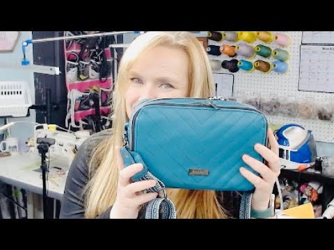 Everyday Crossbody Companion - Light Blue